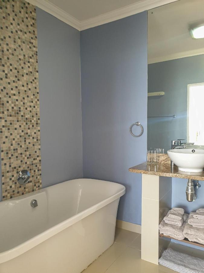 3Coloursblue Guest House Mossel Bay Exterior foto